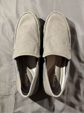 NWT Crocs Santa Cruz 2 Luxe Slip-On Loafers Charcoal Gray Canvas Men's Size 14